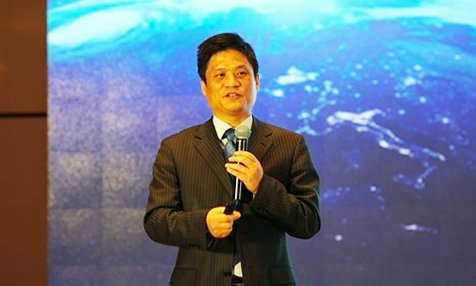 杨冰之：数据驱动行业融合升维