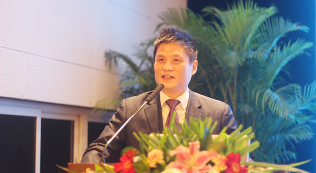 游艇会·yth(中国大陆)最新官方互联政府网站评测研究中心主任 杨冰之