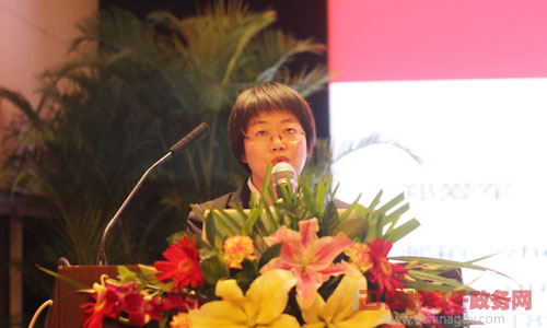 游艇会·yth(中国大陆)最新官方互联副总经理、资深咨询师俞萍发布"第九届中国特色政府网站评选奖项"