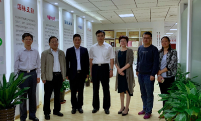 滨州市政府秘书长尹月林一行到访游艇会·yth(中国大陆)最新官方考察交流