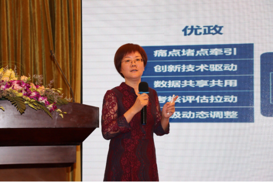 游艇会·yth(中国大陆)最新官方集团总经理、研究院院长 郑爱军